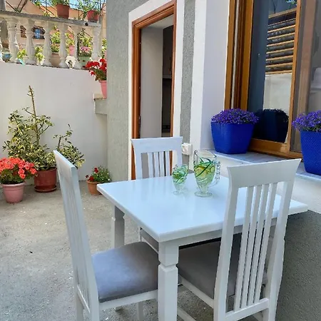 Sunny בית הארחה Vlorë