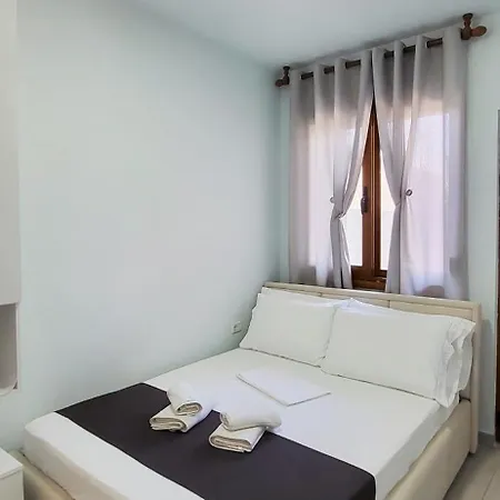 게스트하우스 Sunny Vlorë