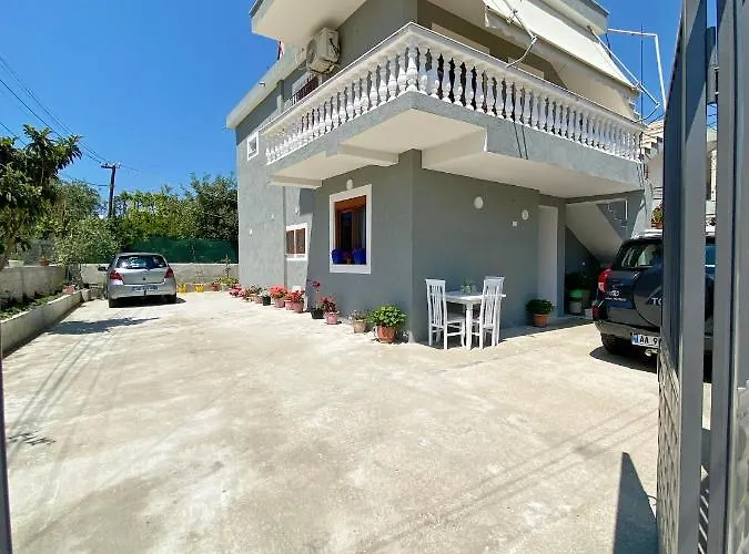 Sunny בית הארחה Vlorë
